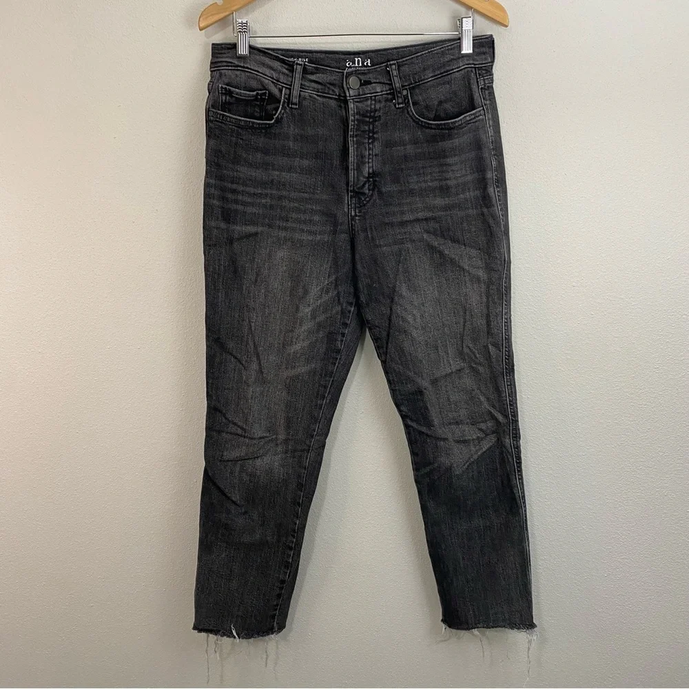 ✨Ana High‎ Rise Straight Black Jeans Women's Size 8